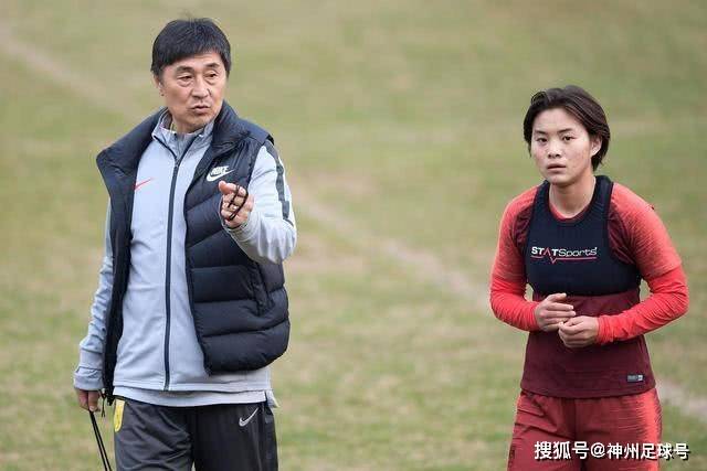 任骏飞15+12威姆斯13分 广东7人上双大胜深圳